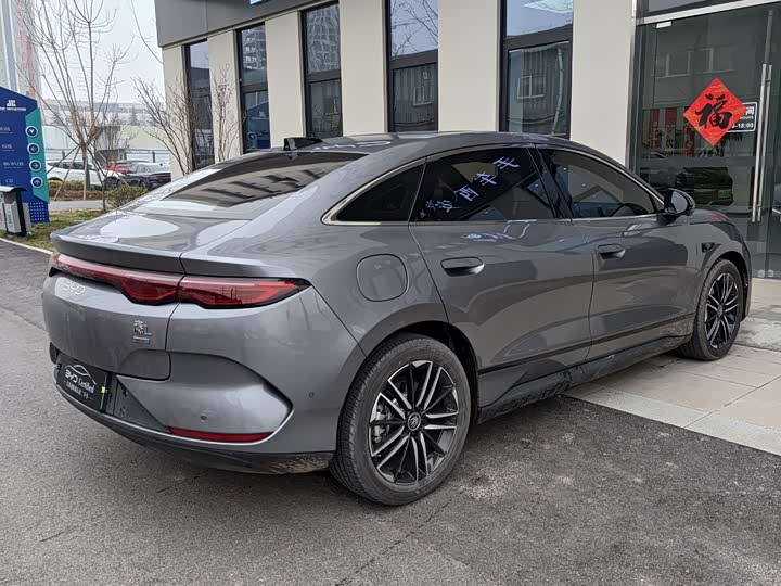 Фото 9 - BYD Qin L