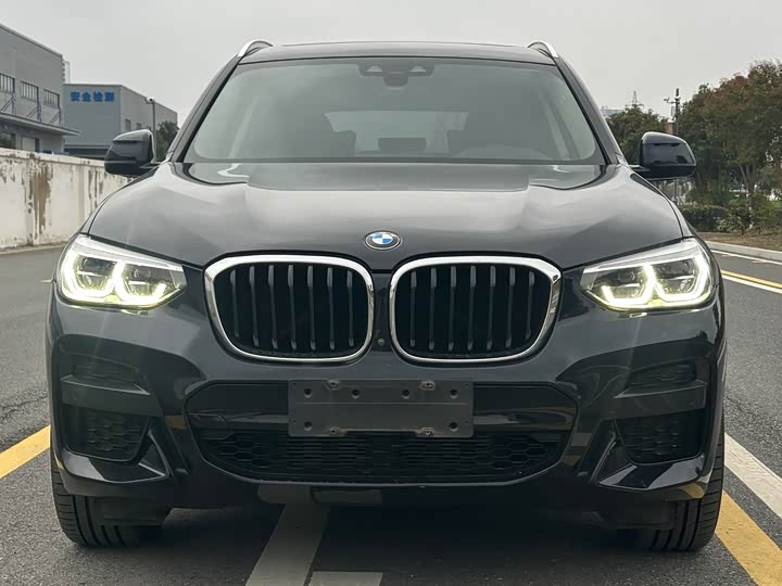 Фото 2 - BMW X3