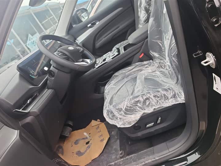 Фото 9 - Ford Equator Sport