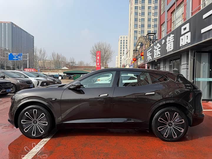 Фото 3 - Avatr 07