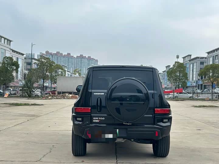 Фото 5 - Tank 700 Hybrid