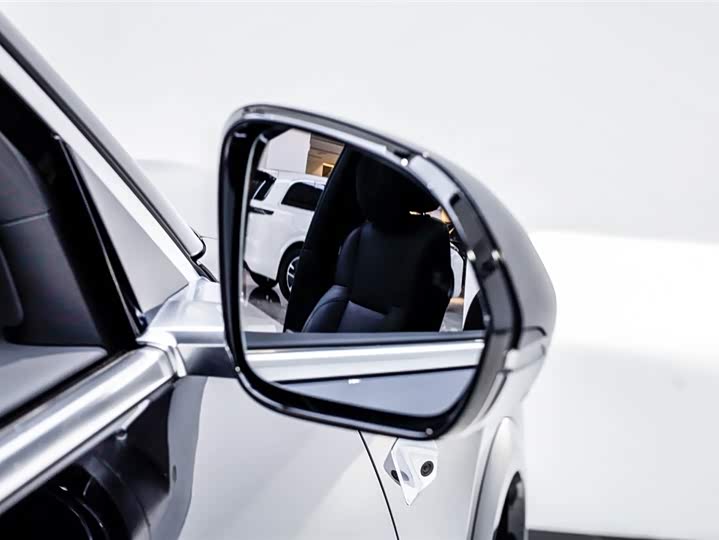 Фото 6 - LiXiang L7