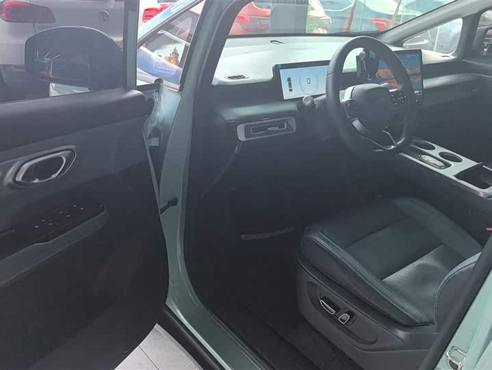 Фото 9 - GAC Aion Y