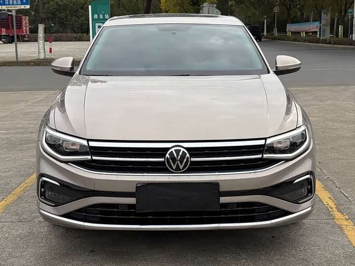 Фото 2 - Volkswagen Bora