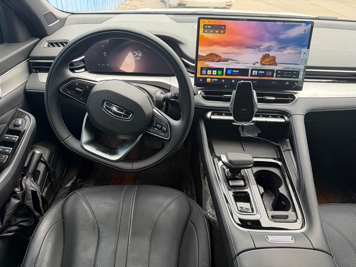 Фото 8 - Geely Preface