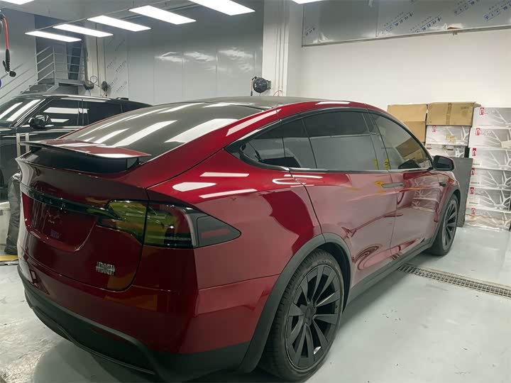 Фото 8 - Tesla Model X