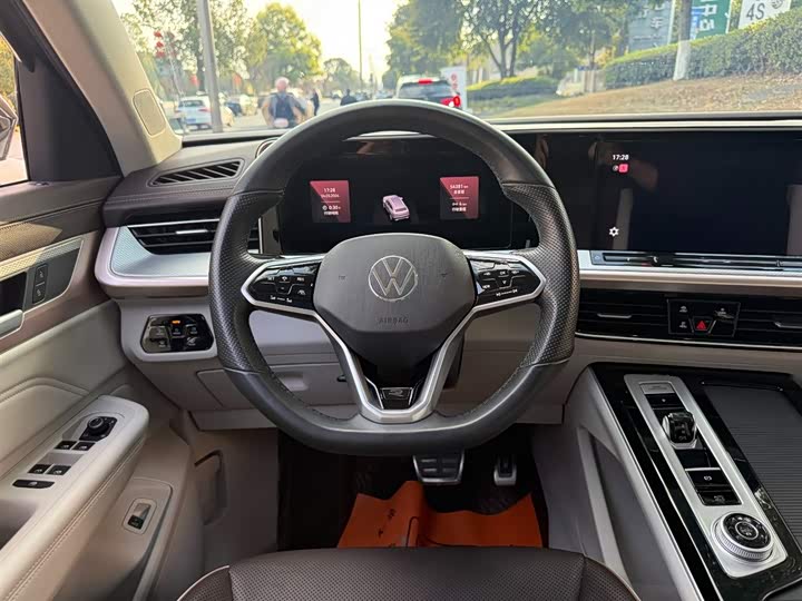 Фото 6 - Volkswagen Tavendor