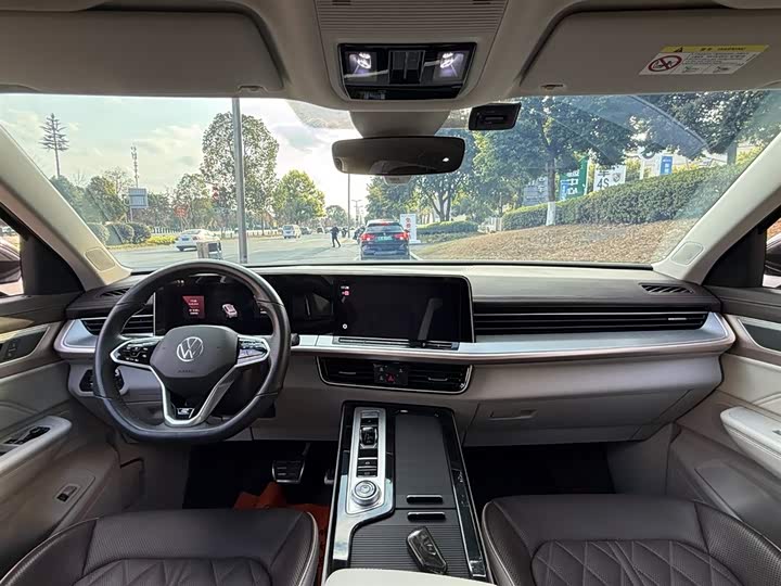 Фото 7 - Volkswagen Tavendor