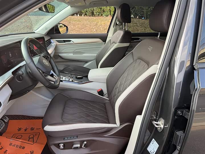 Фото 8 - Volkswagen Tavendor