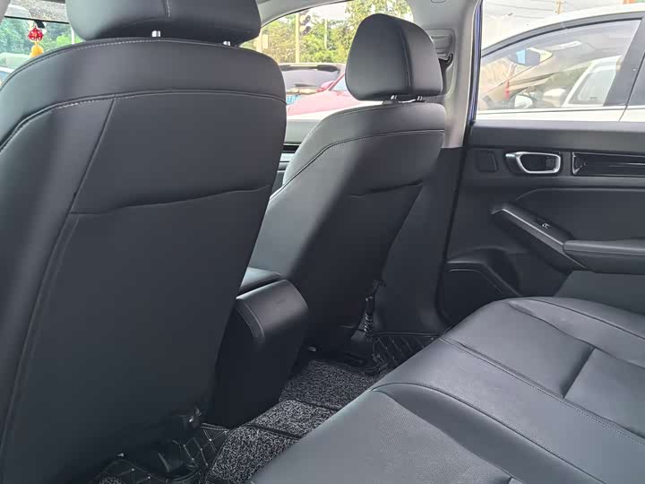 Фото 7 - Honda Civic