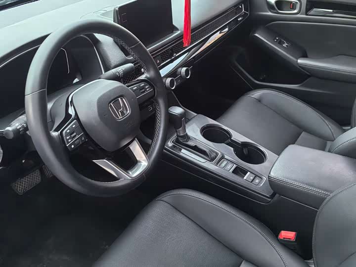 Фото 9 - Honda Civic