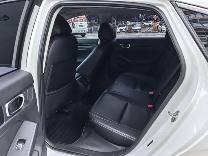 Photo 7 - Honda Integra