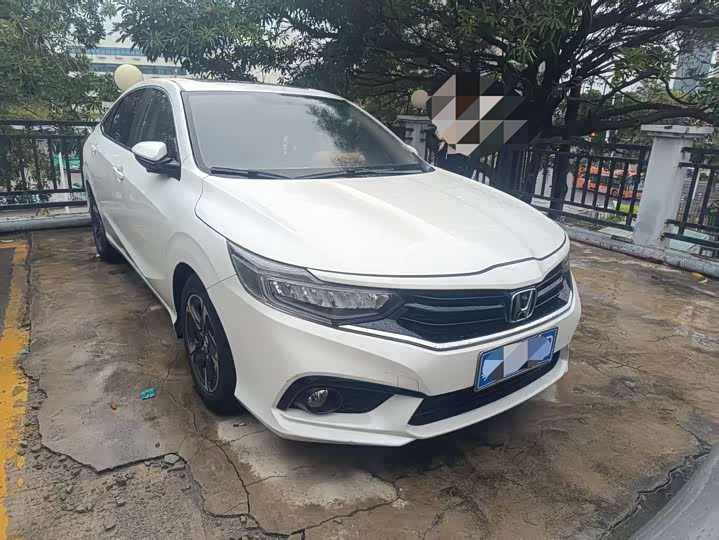 Photo 2 - Honda Envix