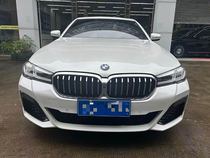 Фото 2 - BMW 5 Series