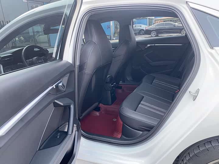 Фото 9 - Audi A3