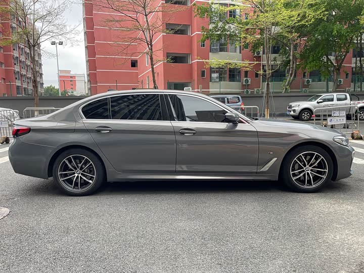 Фото 7 - BMW 5 Series Hybrid