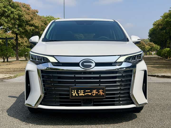 Фото 2 - GAC Trumpchi M6