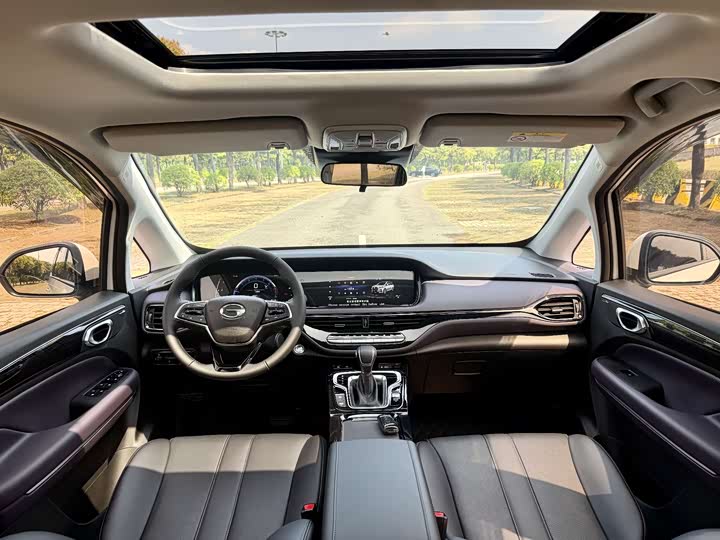 Фото 8 - GAC Trumpchi M6