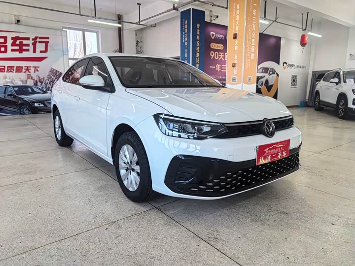 Фото 2 - Volkswagen Lavida