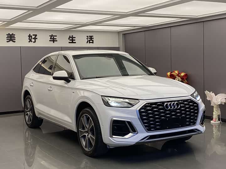 Фото 3 - Audi Q5L Sportback