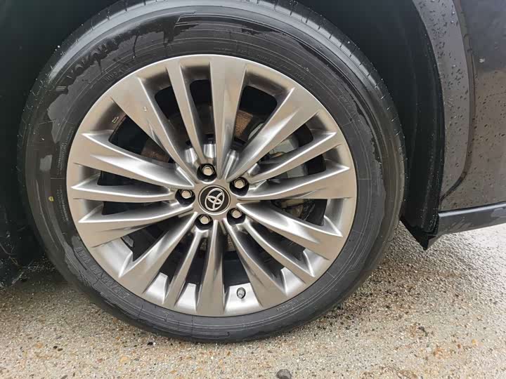 Фото 6 - Toyota Highlander