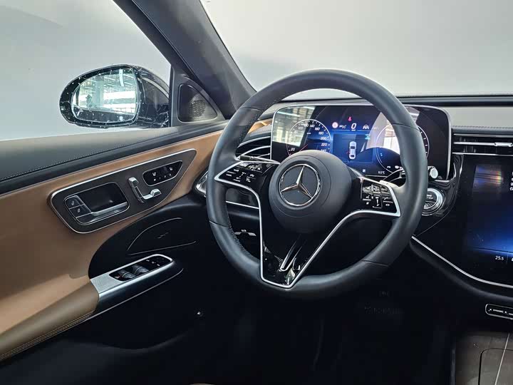 Фото 6 - Mercedes-Benz E-Class Hybrid