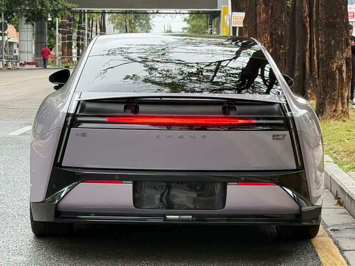 Photo 5 - XPeng P7