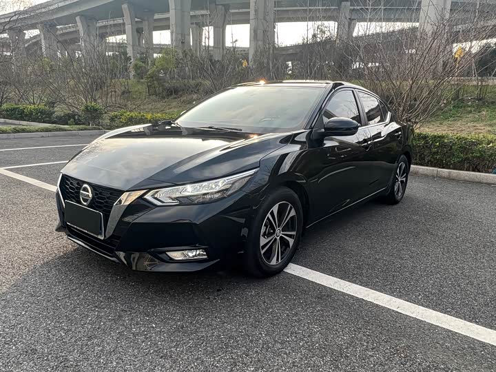 Фото 1 - Nissan Sylphy