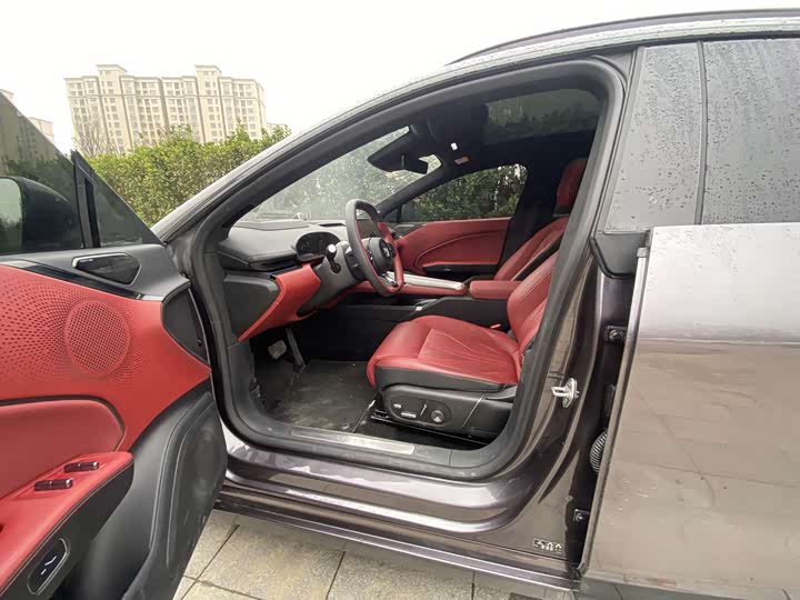 Фото 4 - Zeekr 007 GT