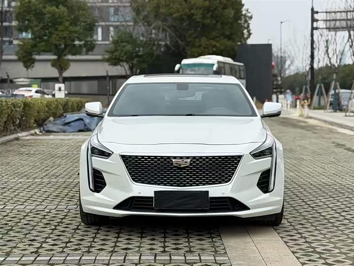 Фото 2 - Cadillac CT6