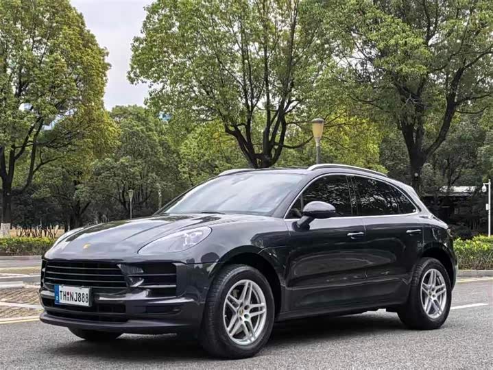 Фото 1 - Porsche Macan
