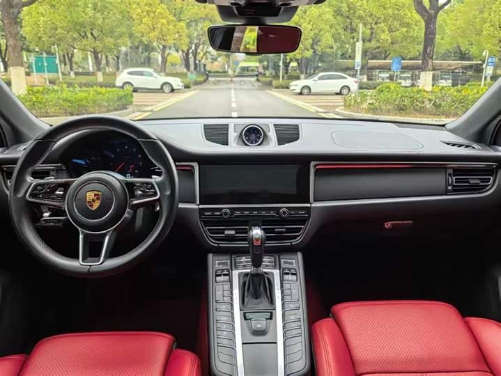 Фото 7 - Porsche Macan