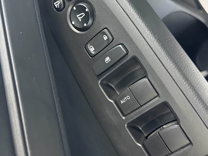 Фото 9 - Honda XR-V