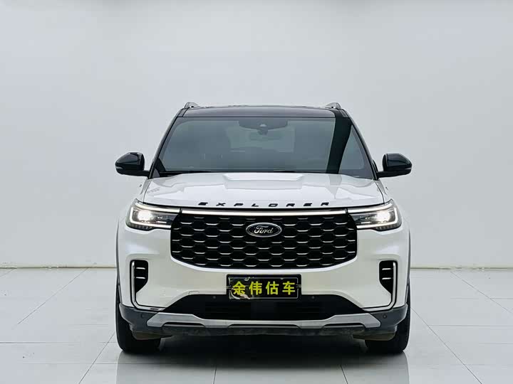 Фото 2 - Ford Explorer