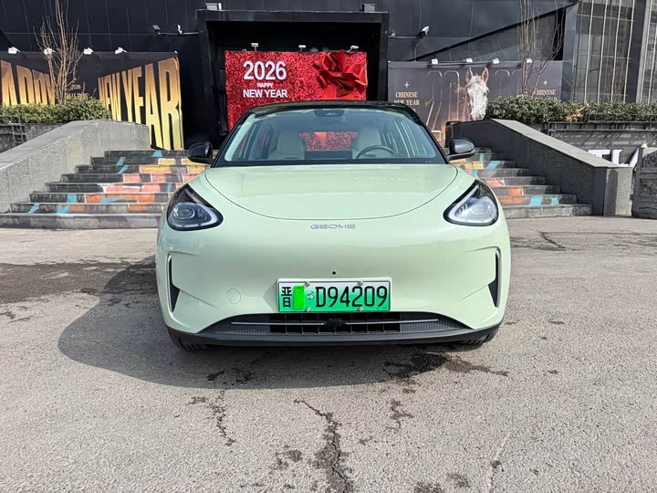 Фото 2 - Geely Galaxy Geome