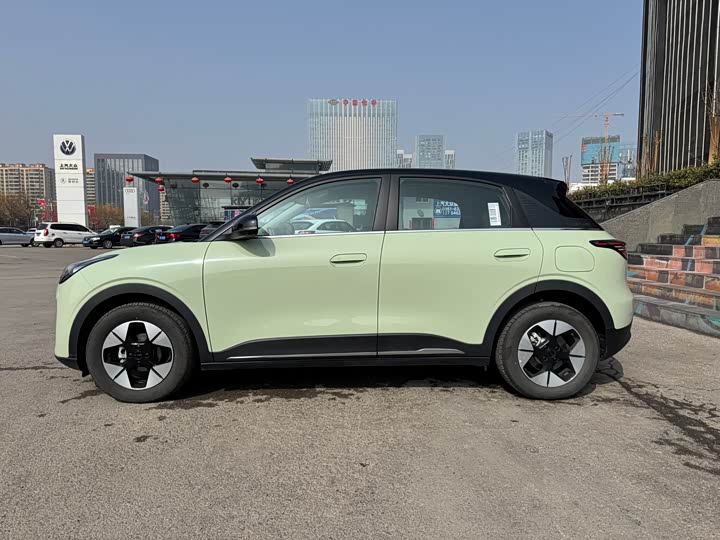 Фото 3 - Geely Galaxy Geome