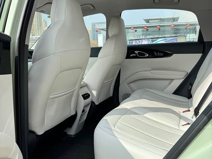 Фото 6 - Geely Galaxy Geome