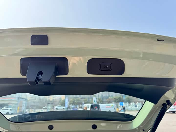 Фото 9 - Geely Galaxy Geome