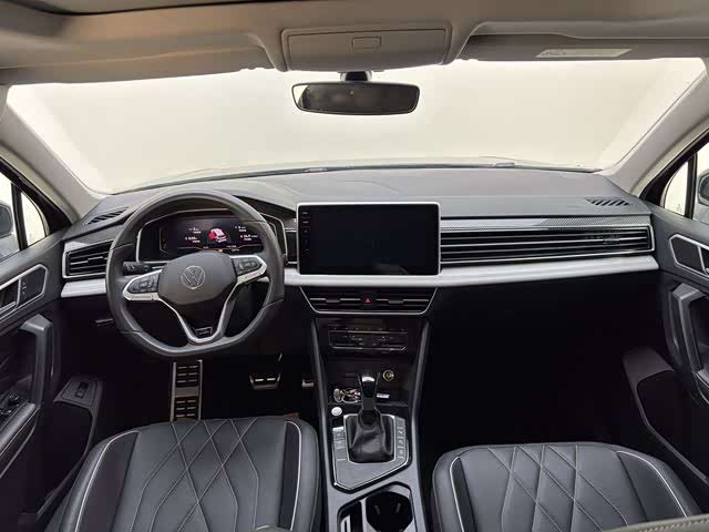 Фото 6 - Volkswagen Tiguan L Pro