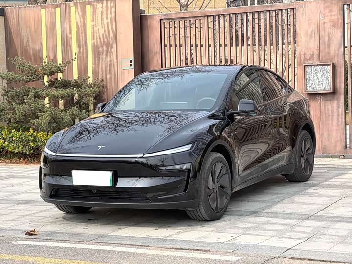 Photo 1 - Tesla Model Y