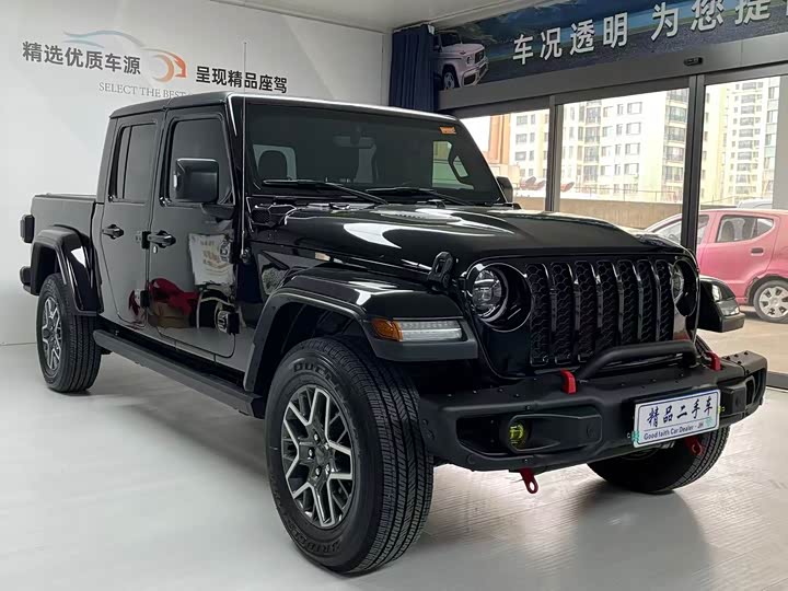 Photo 3 - Jeep Gladiator