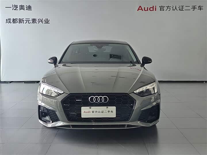 Фото 2 - Audi A5
