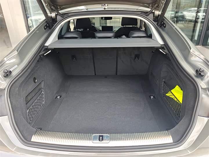 Фото 9 - Audi A5