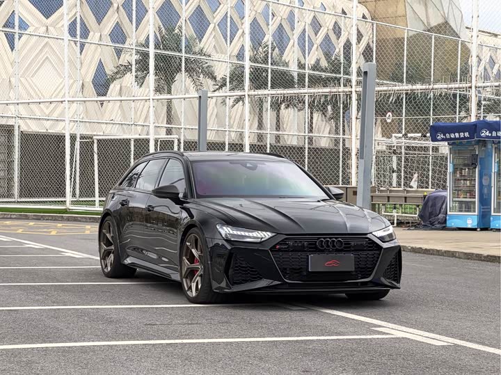 Фото 3 - Audi RS 6