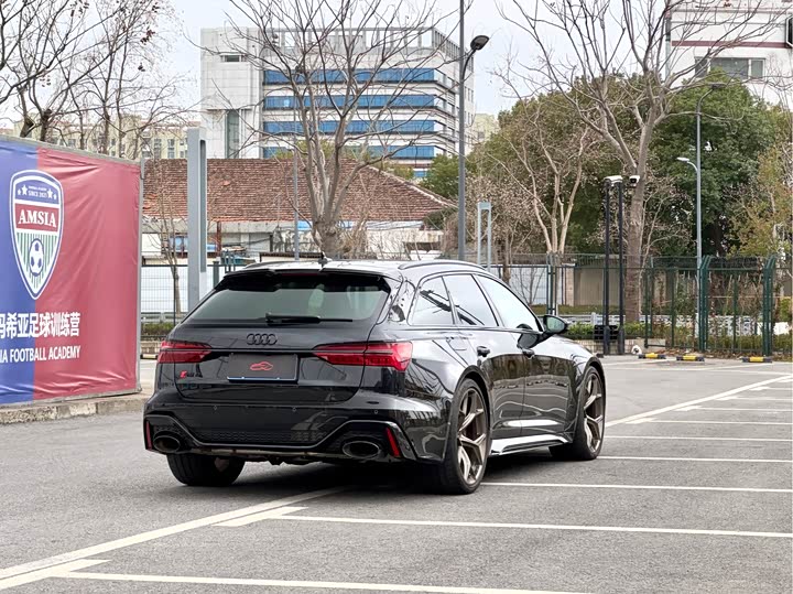 Фото 5 - Audi RS 6