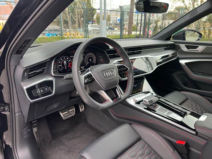 Фото 9 - Audi RS 6