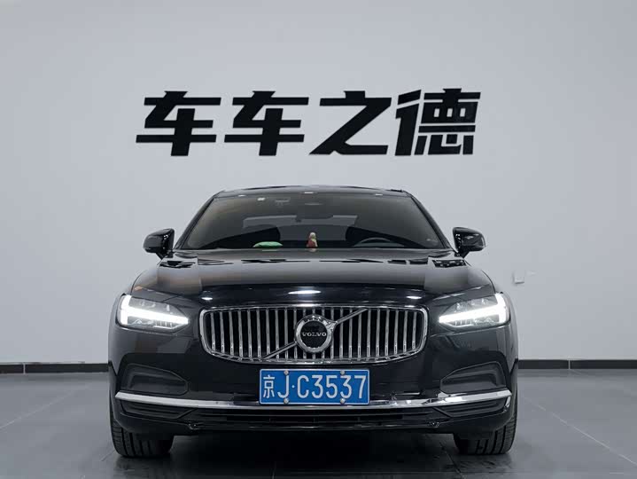 Фото 3 - Volvo S90