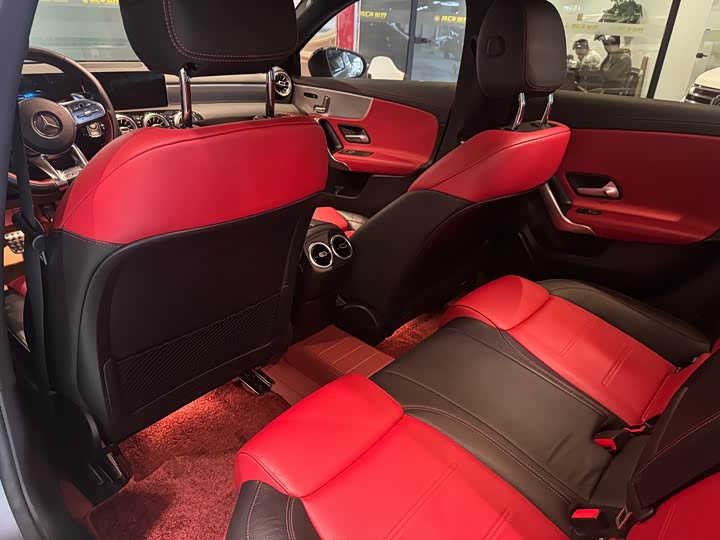 Фото 7 - Mercedes-Benz A-Class AMG