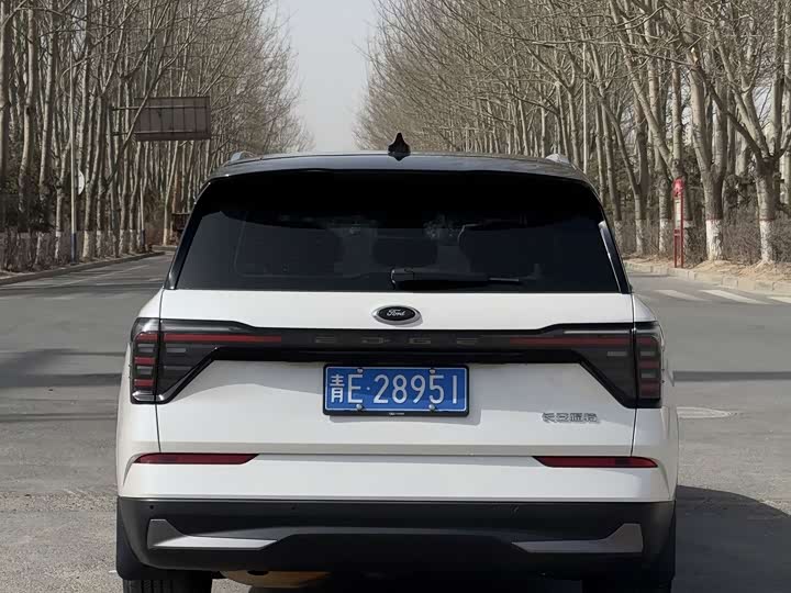 Фото 7 - Ford Edge