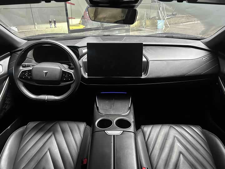 Фото 9 - Changan Deepal SL03